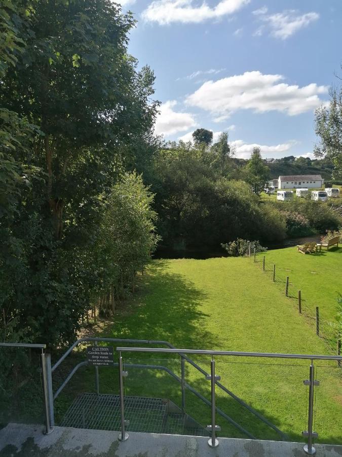 Cottage By The River In Cenarth With Fishing And Wifi Buitenkant foto